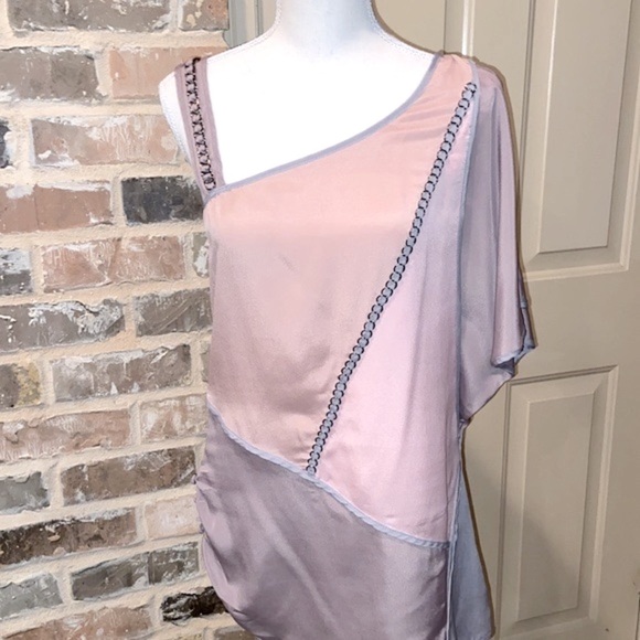 Anthropologie LuPruia One Shoulder Blouse Silver Chain Detail Muted Rose Size M - Picture 4 of 11